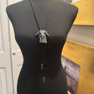 Black Goat Head Bolo Tie Necklace - Unbranded Western Jewelry